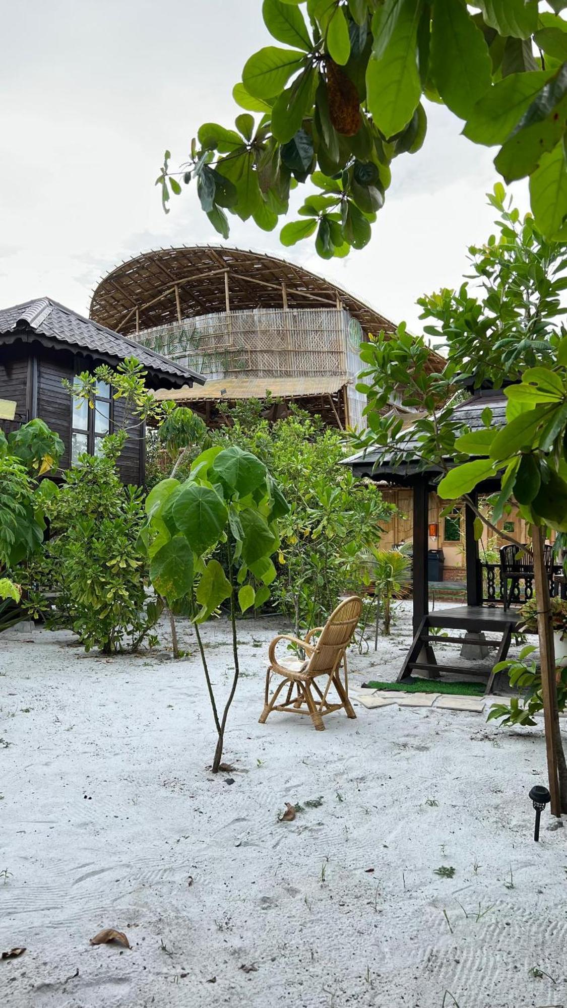 Golden Chenang Village Pantai Cenang  Exterior foto